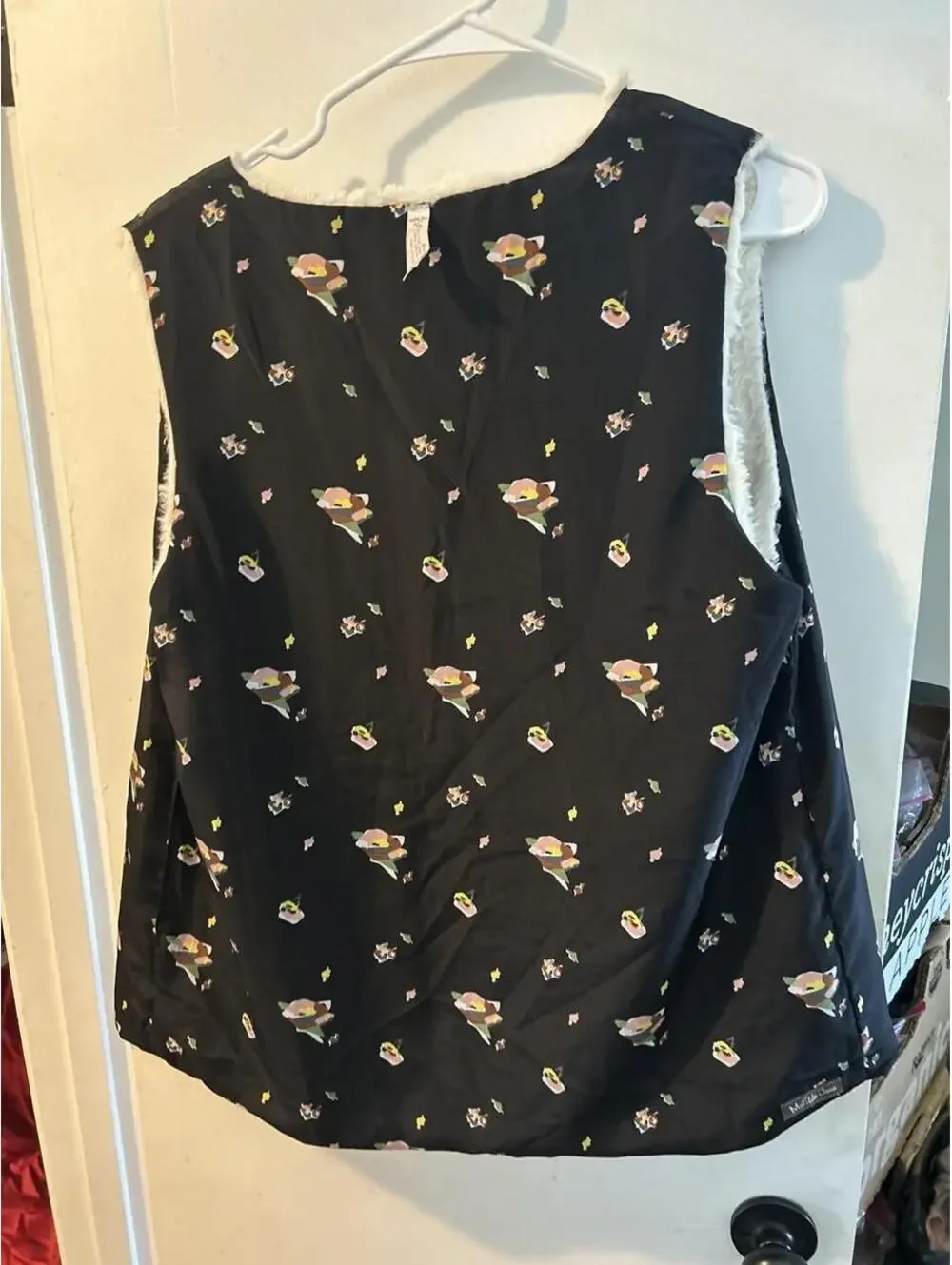 Motilda Jane reversible white faux fur vest with black floral print size 10 yrs